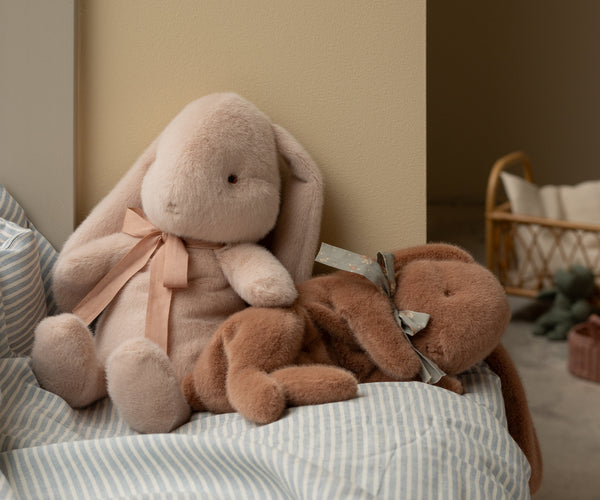 Conejito de peluche pequeño 27cm  - rosa empolvado
