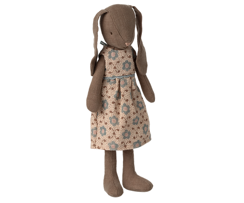 Conejita brown con vestido talla 2, bunny 23
