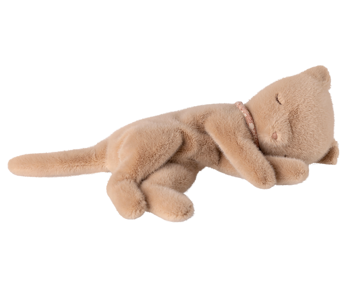 Gatito de peluche dormido - crema melocotón