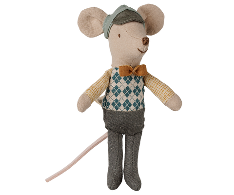 Ratoncito conductor - hermano pequeño