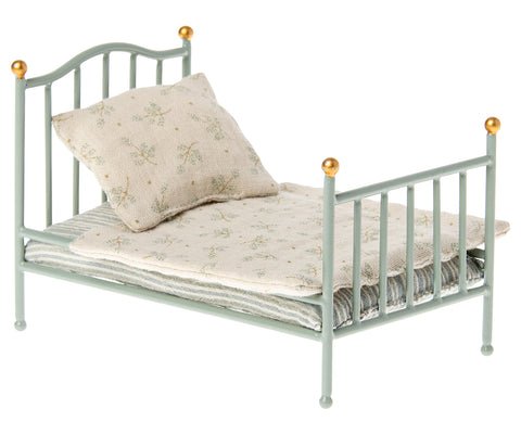 Cama de metal vintage para ratones - menta