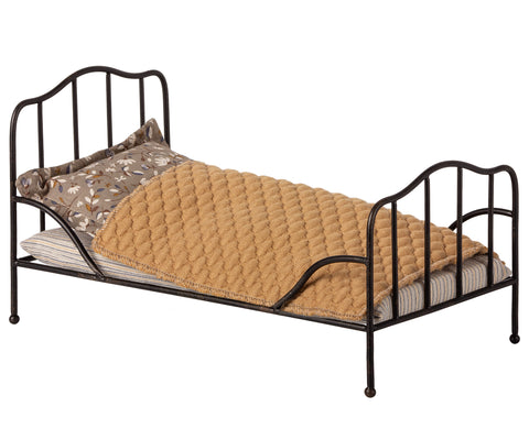 Cama vintage para Mini - Miss Coppelia