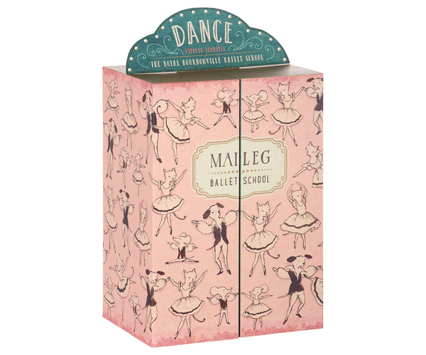 Ballet School - Escuela de ballet playset - Miss Coppelia