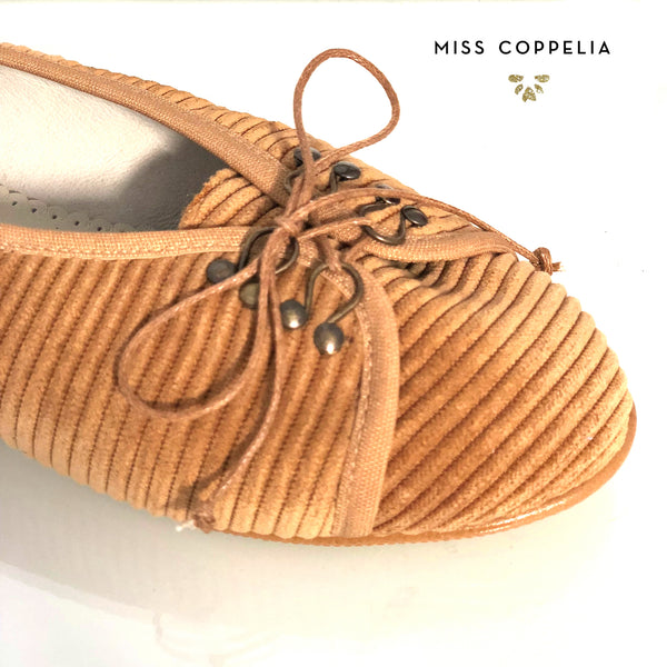 Bailarinas Judy - pana old gold - Miss Coppelia